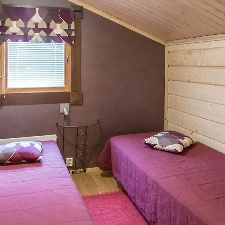 Sleeps 8 Holiday home Sirkka
