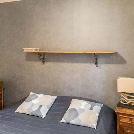 Sleeps 8 Tatil Evi Sirkka